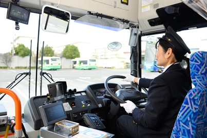 高槻市営女性ドライバー 高槻市営女性ドライバー