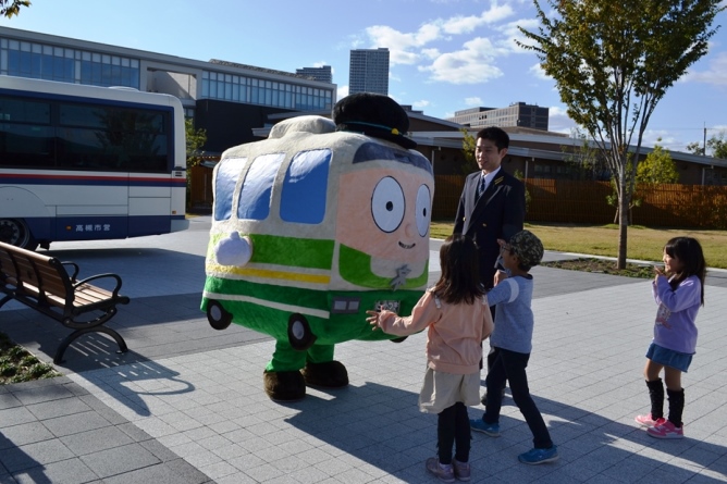 ばすおも登場