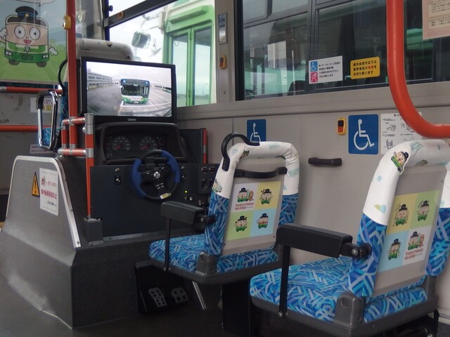 こども運転席の写真